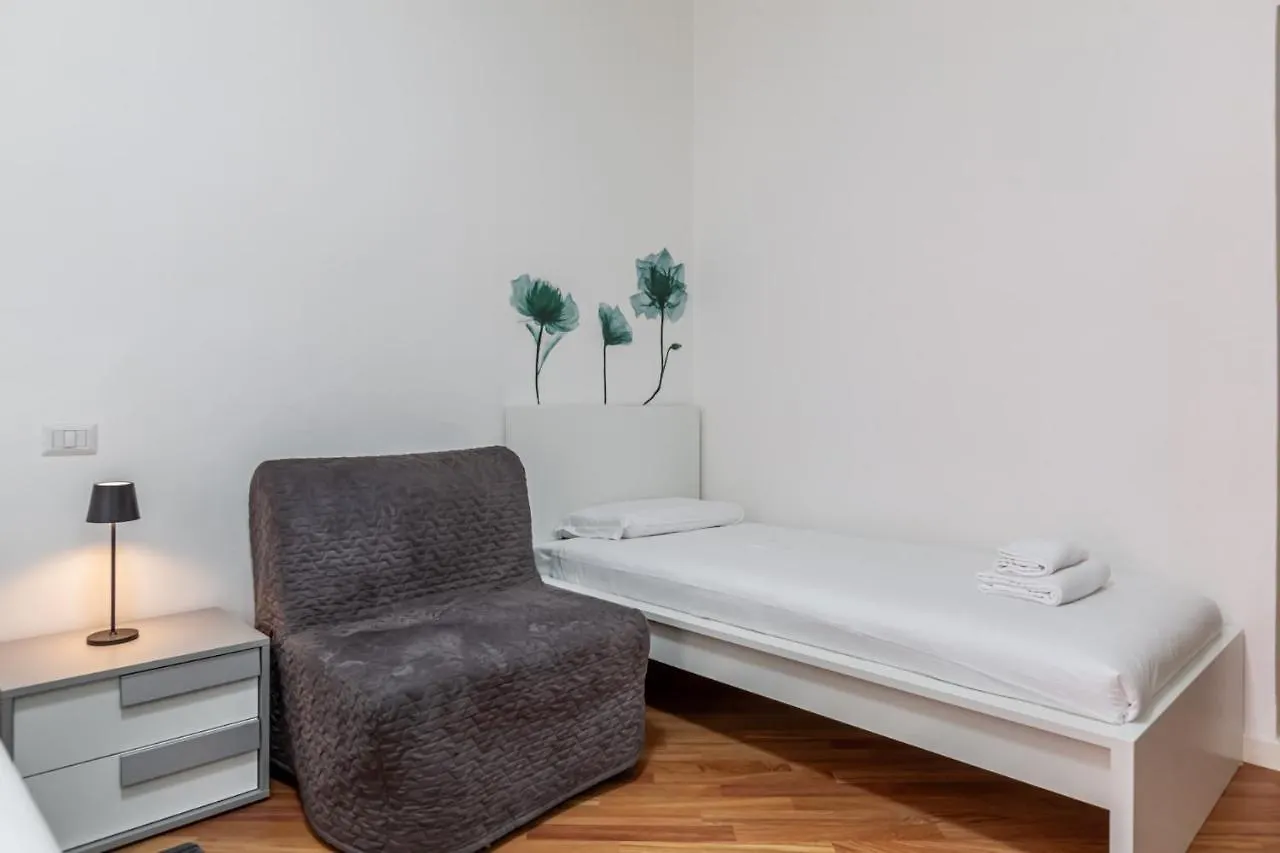 Easylife - Oasi Urbana In Zona Bocconi Apartment Milan Italy